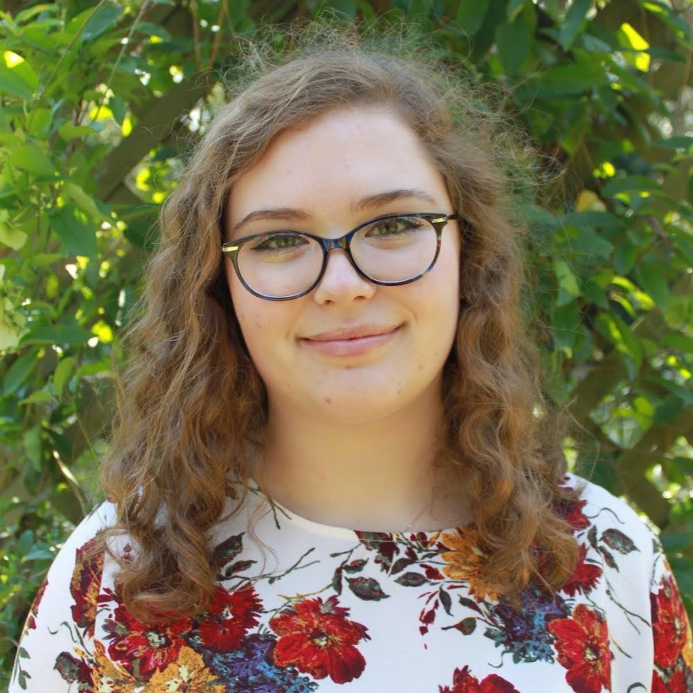 Meet your Posher, Abby